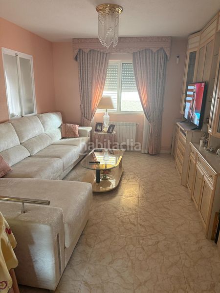 Foto a9ec10a3-9c83-423f-9169-5ad3749cbb80. Casa pareada chalet localidad en Magán