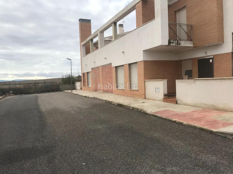 Foto 2792cd80-c1b7-457b-a619-738ae171159a. Casa adossada amb calefacció aparcament a Mascaraque