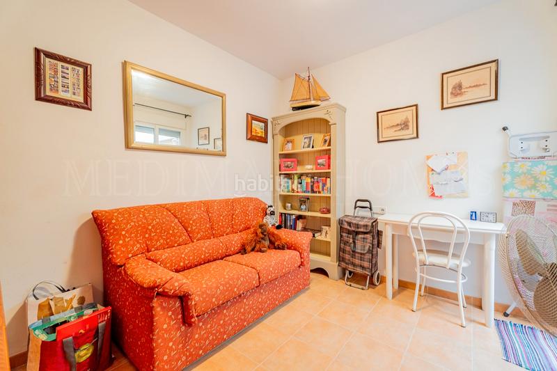 Foto 28228b47-a482-4842-b345-1b2312962bca. Apartament a Turre