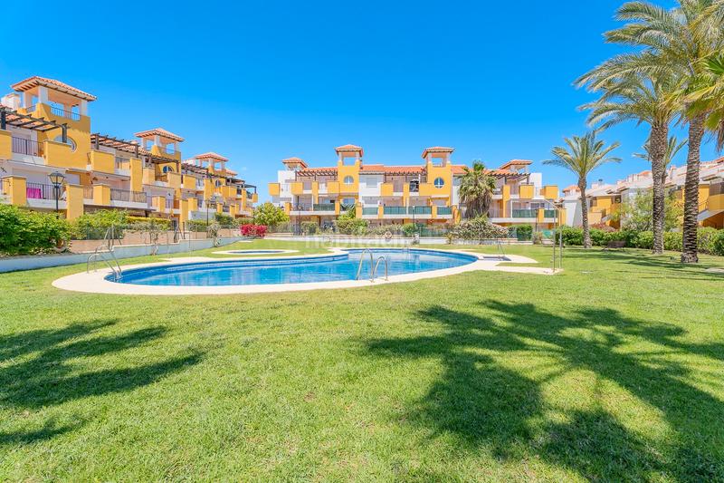 Foto 544ee60c-04c0-4bfe-8919-98024afb4c3b. Apartamento  de primera planta impecablemente presentado con terraza. en Vera