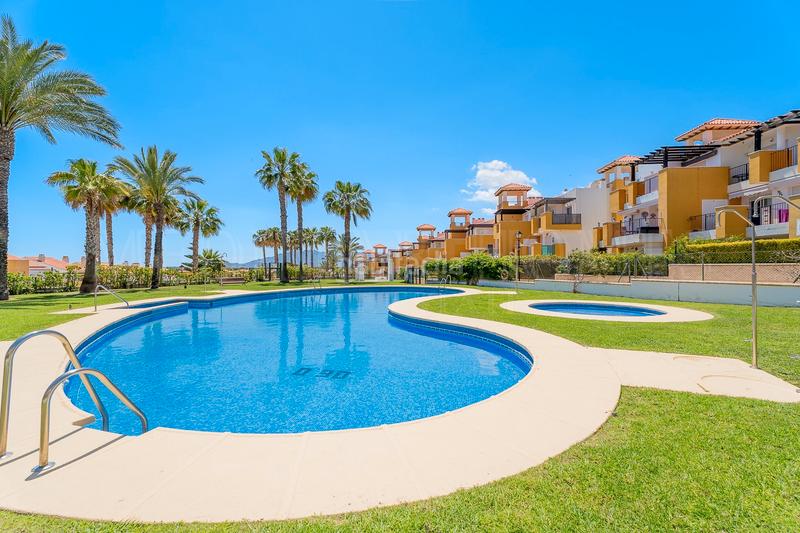 Foto e02a33c5-b0ac-4815-88a3-df2aebeaf8e6. Apartamento  de primera planta impecablemente presentado con terraza. en Vera