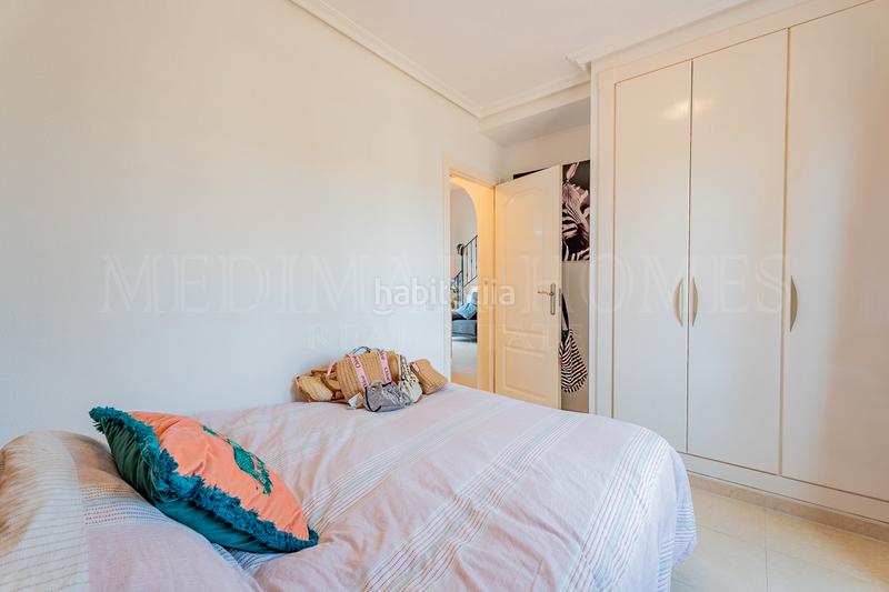 Foto d3ac2fc7-160c-424e-9c0f-43f9c59724fa. Casa pareada una villa pareada con piscina comunitaria en Vera
