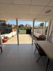 Chalet in Playa. Se vende chalet en la playa de burriana