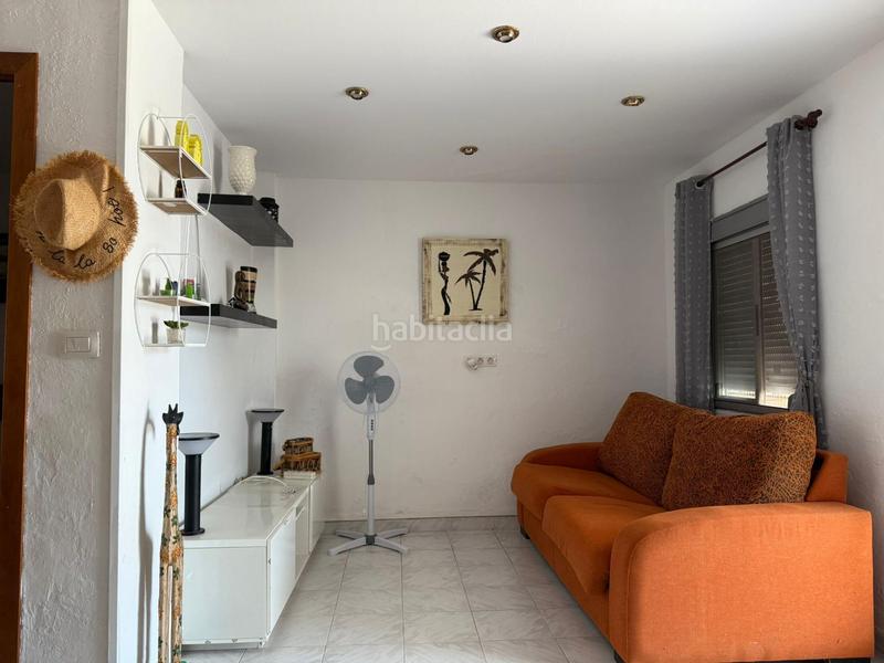 Foto f5f3adc7-f7ad-42f6-b480-044e920bdab1. Xalet a Playa Burriana