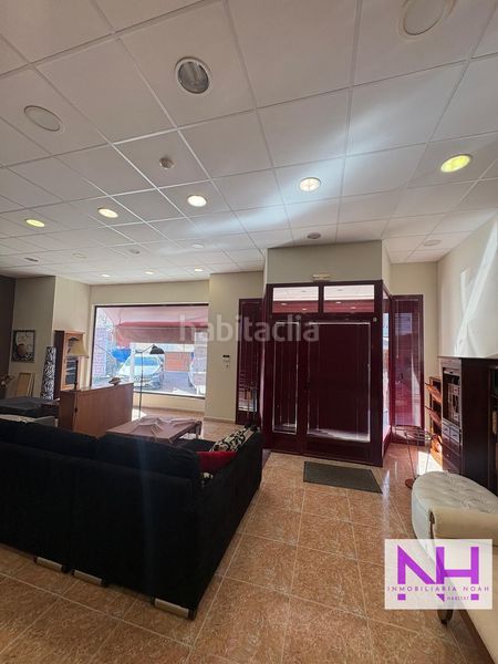 Foto ffa85fe2-2d1c-40e5-8b08-4ccbe9e1f7d7. Local comercial a Piscinas Burriana