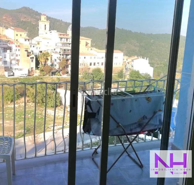 Foto c55275d7-ce9d-4e7c-a038-44594f687f03. Pis amb piscina a Suera