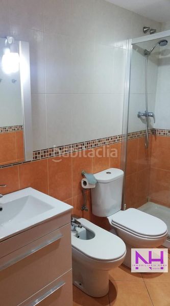 Foto f3b07773-f3d9-494f-b129-1e42e260eb27. Pis amb piscina a Suera