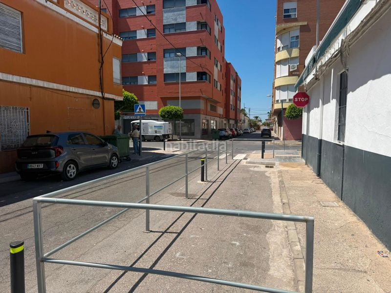 Foto 77ef43d5-4e90-4eb8-a6b2-d67c2695179c. Pas-de-porte local commercial dans Centro Almazora / Almassora