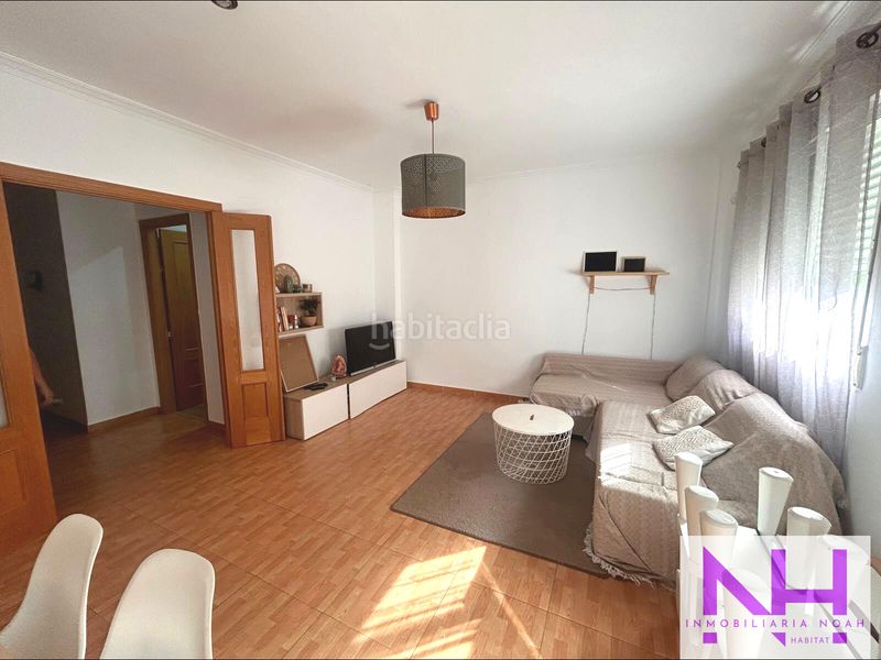 Foto f81ceb8a-11be-41da-bb26-7baf6fb9e82e. Casa a schiera con parcheggio in Alqueries (Les) / Alquerías del Niño Perdido