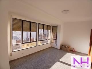 Piso en Centro. Oportunidad piso, céntrico 4 planta, 72.000 euros, sin ascensor