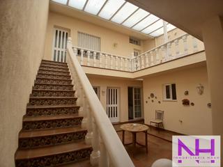 Casa en Centro. Una vivienda nica en  el corazn de almazora por 260.000 euros,