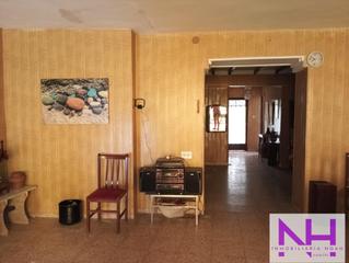 Casa a Eslida. Oportunidad única fonda de gran potencial en el corazón del pueb
