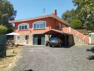 Chalet en Santa María de la Alameda. Chalet reformado en 2023