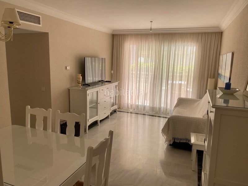 Foto 41a0b5db-5c05-4b87-8703-494ddc708642. Affitto piccolo appartamento con parcheggio piscina in Marbella