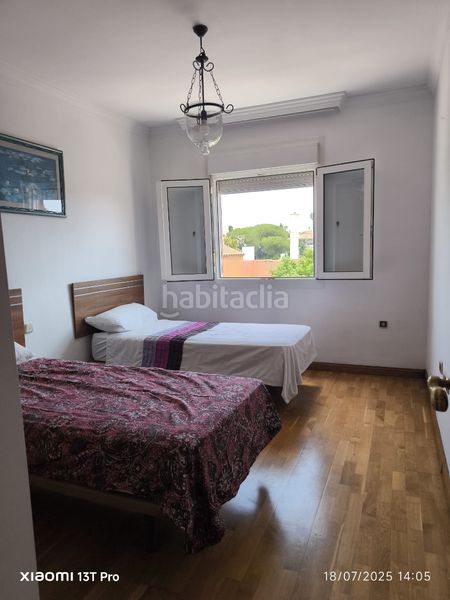 Foto eab8bc2d-9fe8-4868-b31d-e74916b687f6. Xalet amb xemeneia calefacció aparcament piscina a Marbella