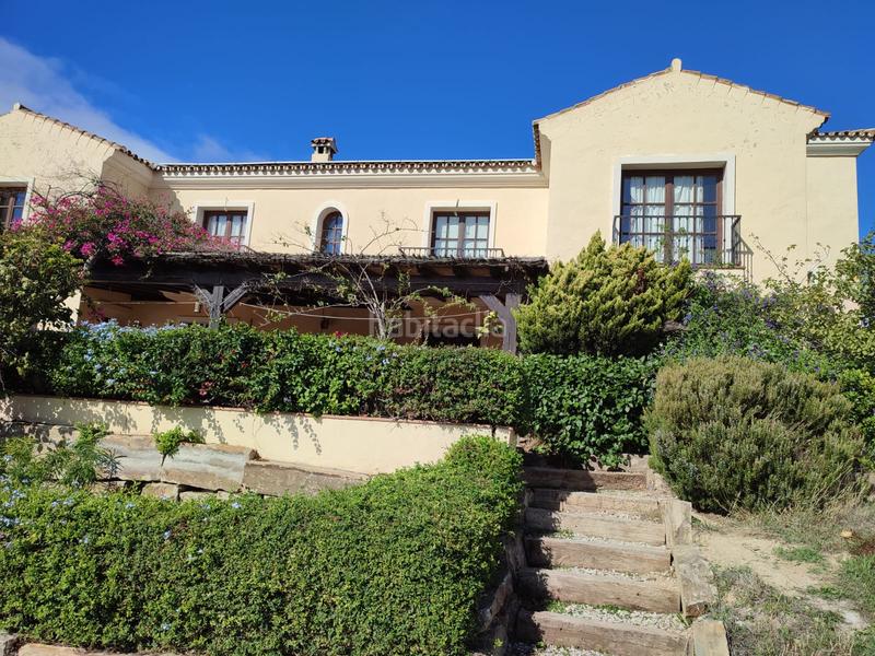 Foto c628cf31-8e76-49ba-872a-4bb004ce0627. Finca rústica exclusiva finca con amplia vivienda y apartamento independiente en Manilva