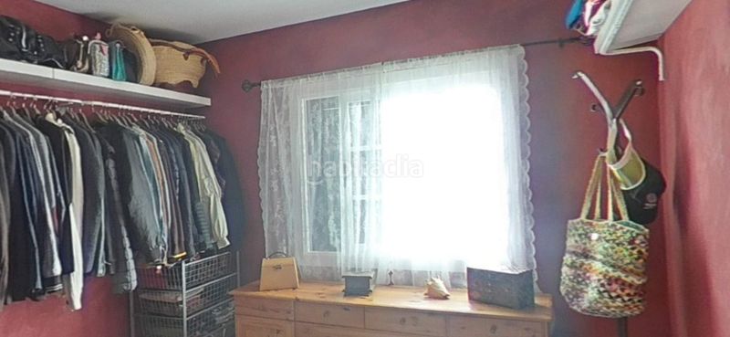 Foto 4b5a0a49-3960-4afa-b3d4-63d89ba157c2. Casa aparellada amb aparcament a Cuesta de la Villa Santa Úrsula