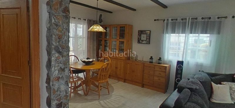 Foto ecc62859-680c-40c0-8fd8-d6fea3e69729. Casa aparellada amb aparcament a Cuesta de la Villa Santa Úrsula