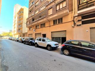 Geschäftsraum in Carrer de ramón y cajal 38