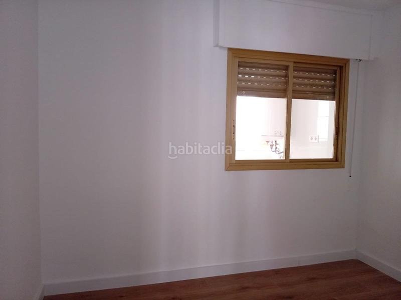 Foto 4afe2ac2-0c22-4f42-a312-d12be1b04203. Piso precioso piso con 4 dormitorios en Colonia Madrid Benidorm