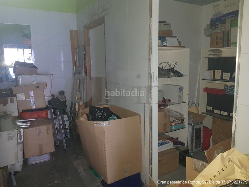 Foto 2072fa6e-bda6-40c7-ae42-00cbf0ea96dc. Local comercial a carrer anastasi pinós 40 a Pardinyes Lleida