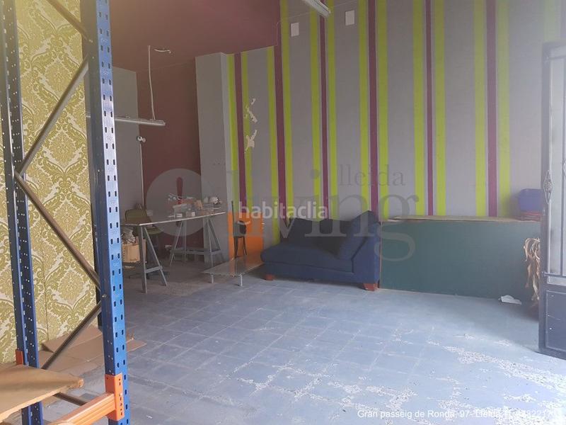 Foto f3322c19-23e6-4168-b46e-3d692d7cf8e6. Local comercial a carrer anastasi pinós 40 a Pardinyes Lleida