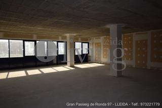 Nau industrial  Carrer de llorenç agustí claveria