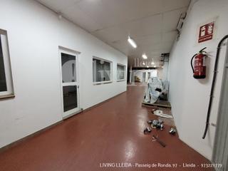 Local commercial  Carrer de les roses