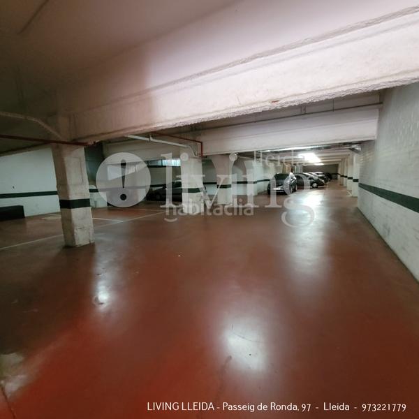 Foto bb021357-e451-4fdd-917b-bc991c5df820. Parking coche en Pardinyes Lleida