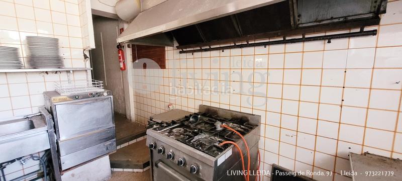 Foto 857e8dc3-b114-4598-bf32-2b027539f10d. Local comercial en Torreforta Tarragona