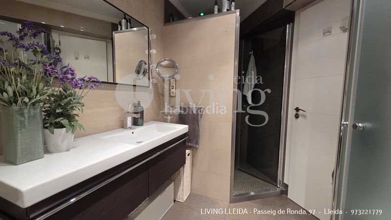 Foto 4a68c78f-e620-42ba-9ffa-2f167909d372. Pis amb xemeneia calefacció aparcament a Centre Històric Lleida