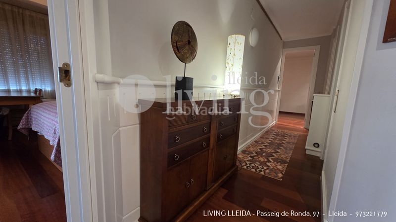 Foto f9b55cc5-c0ff-4588-964a-6334c28fcefd. Pis amb xemeneia calefacció aparcament a Centre Històric Lleida