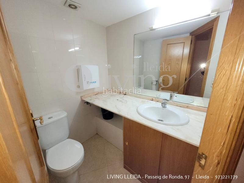 Foto ecaa1568-cfc4-4057-a72d-af7eaae68197. Rent office space with heating in Pardinyes Lleida