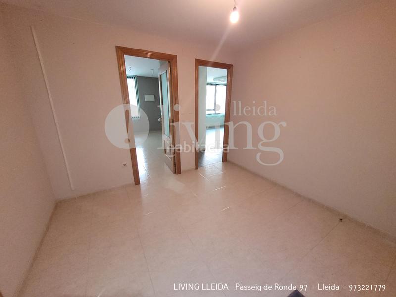 Foto cf1592d2-d5cb-4655-81e8-7cfb44432639. Alquiler oficina en Pardinyes Lleida