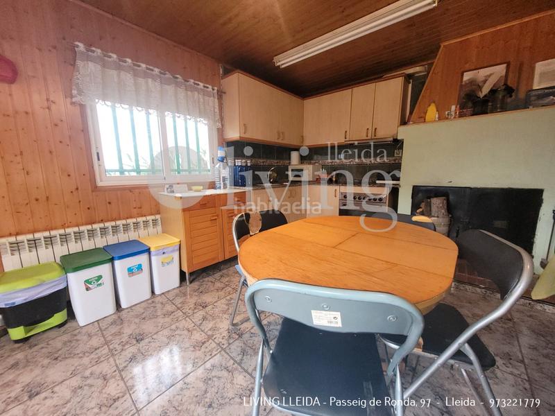 Foto a0c06e34-b30e-466a-b542-dc52872bab5f. Chalet mit kamin heizung parking pool in Torres de Segre