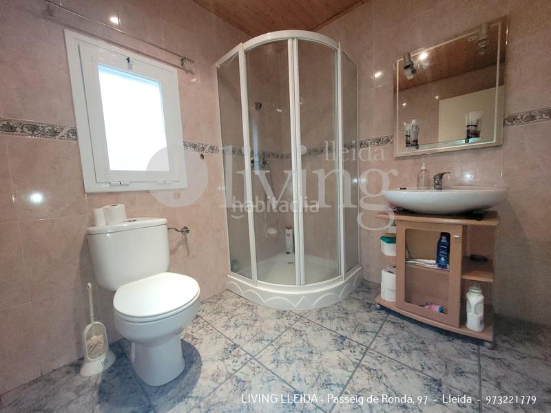 Foto b2f9e5b7-6bfd-4111-9e3b-1c29e0fcd806. Chalet mit kamin heizung parking pool in Torres de Segre