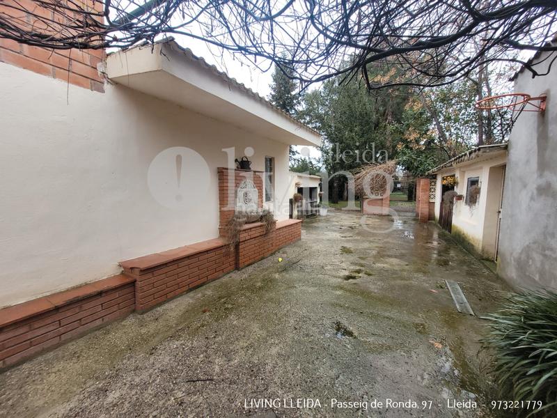 Foto f0f468c2-a1d3-4e71-b962-31fab72b3dd4. Chalet mit kamin heizung parking pool in Torres de Segre