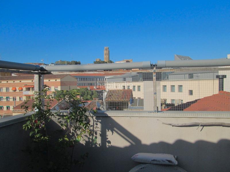 Foto 6096c74e-c62a-4fc8-be2a-36259b4aa87f. Pis amb calefacció aparcament a Centre Històric Lleida