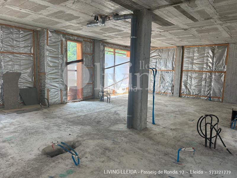 Foto 0eefd845-37ef-43e3-b054-34a6eb2e8c4b. Piso en Espot