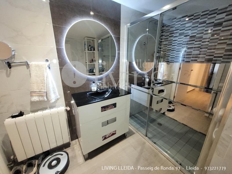 Foto a0816714-d14b-4fbc-abf1-378b41c7cff8. Chalet with fireplace heating parking in Partides Rurals Lleida