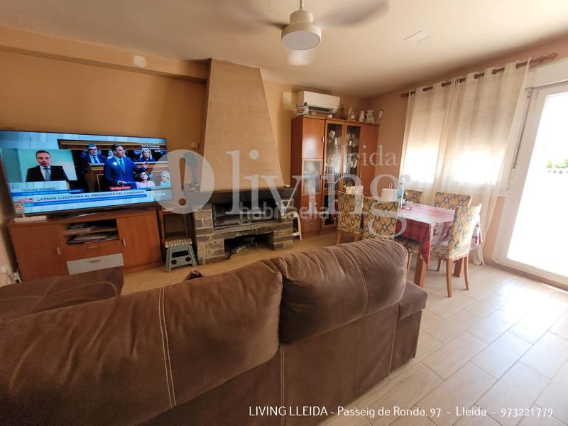 Foto f8e486f7-4f64-4bc7-8f4f-b72194aa3b37. Chalet avec cheminée chauffage parking dans Partides Rurals Lleida