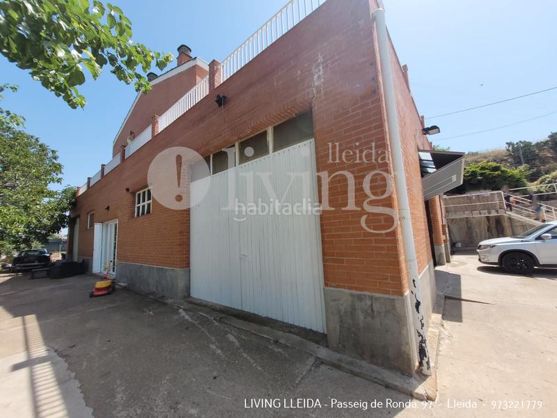 Foto 7d15d8a6-5d90-4fb2-96fe-85f2cb8b6ac2. Chalet con camino riscaldamento parcheggio in Partides Rurals Lleida