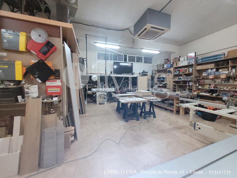 Foto b256bc8d-cdab-486e-b85b-411461e84559. Local comercial en La Bordeta Lleida