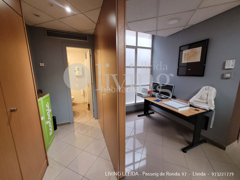 Foto 60318dab-5d94-4138-8095-3c56ae008783. Office space with heating in Centre Històric Lleida