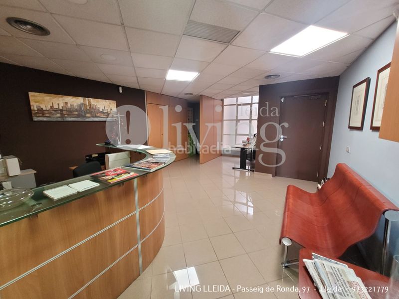 Foto cc61cf8f-2f25-428f-a979-892263aa9864. Office space with heating in Centre Històric Lleida