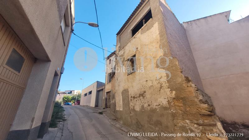 Foto 2b73b901-e603-4322-8a57-ed289639b3a5. Casa amb aparcament a Sarroca de Lleida