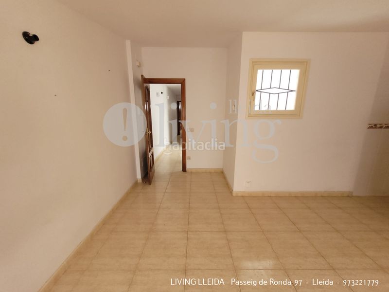 Foto b0ea4399-41d7-4865-83ad-22cf7eb9f83c. Dúplex amb calefacció a Tàrrega
