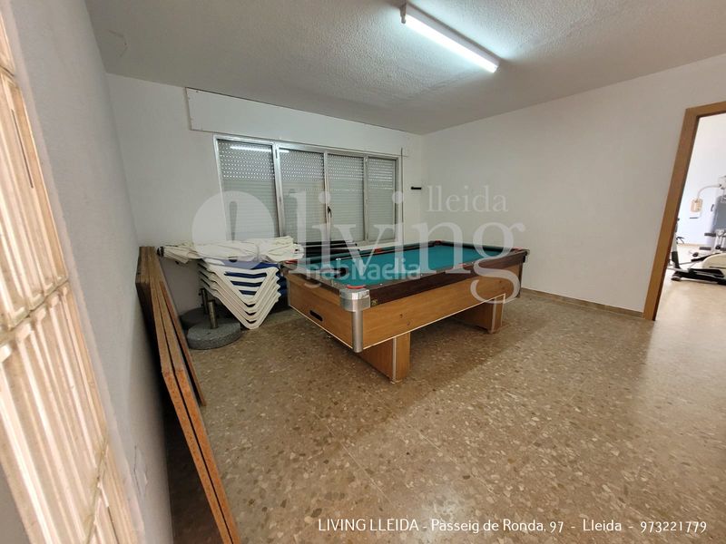 Foto c0de3867-1dbe-4aa7-bd56-66b474e378f5. Pis amb xemeneia calefacció aparcament piscina a Salou