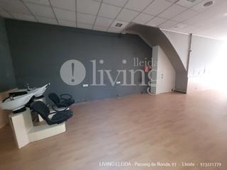 Locale commerciale  Carrer de torras i bages