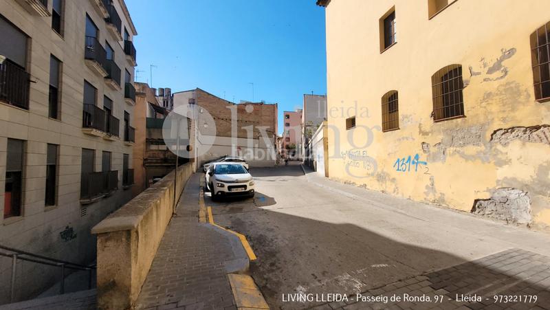 Foto cd1b3cce-932f-4634-984f-b9f75ff9b1fb. Edificio en Centre Històric Lleida